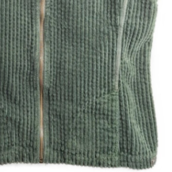 Woolrich Spruce Green Corduroy Vest with Zipper Closure, Stand Up Collar Size XL - Picture 3 of 8